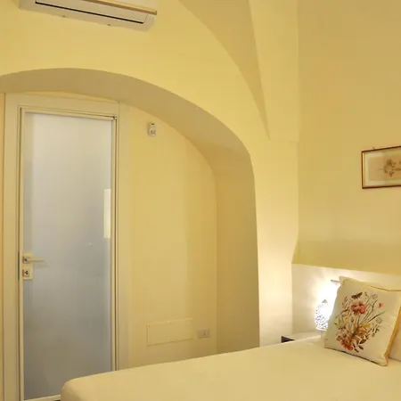 Holiday home Casa Ercolani 21